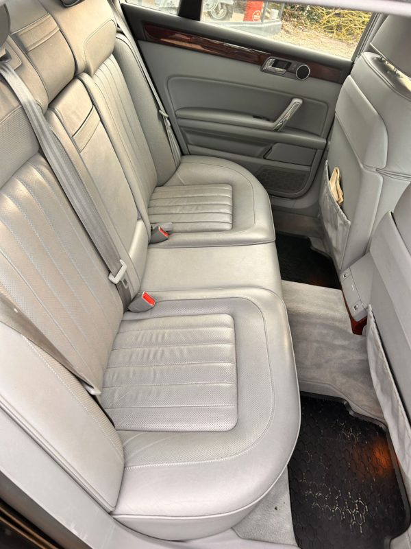 VW Phaeton 3.0 TDi - náhradní díly - Obrázek 14