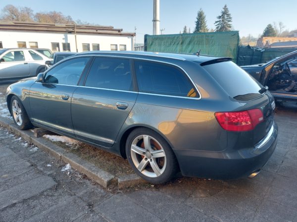 Audi A6 Avant 2.7 TDi - náhradní díly - Obrázek 4
