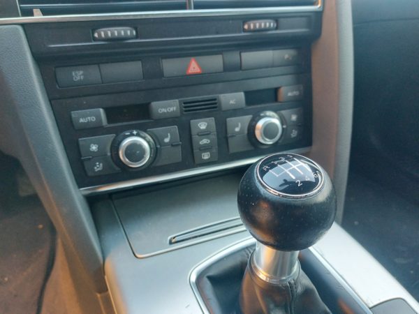 Audi A6 Avant 2.7 TDi - náhradní díly - Obrázek 11