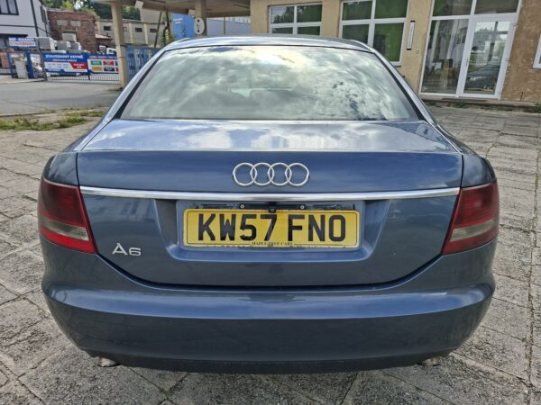 Audi A6 2.0 TDi - náhradní díly - Obrázek 6