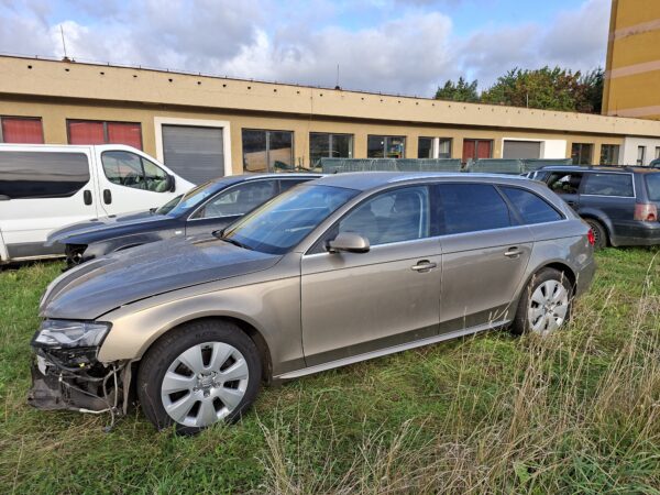 Audi A4 2.0 TDi - náhradní díly - Obrázek 2