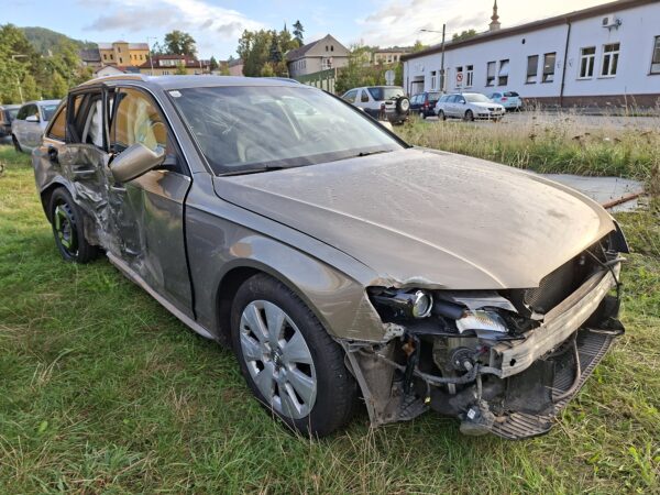 Audi A4 2.0 TDi - náhradní díly - Obrázek 8